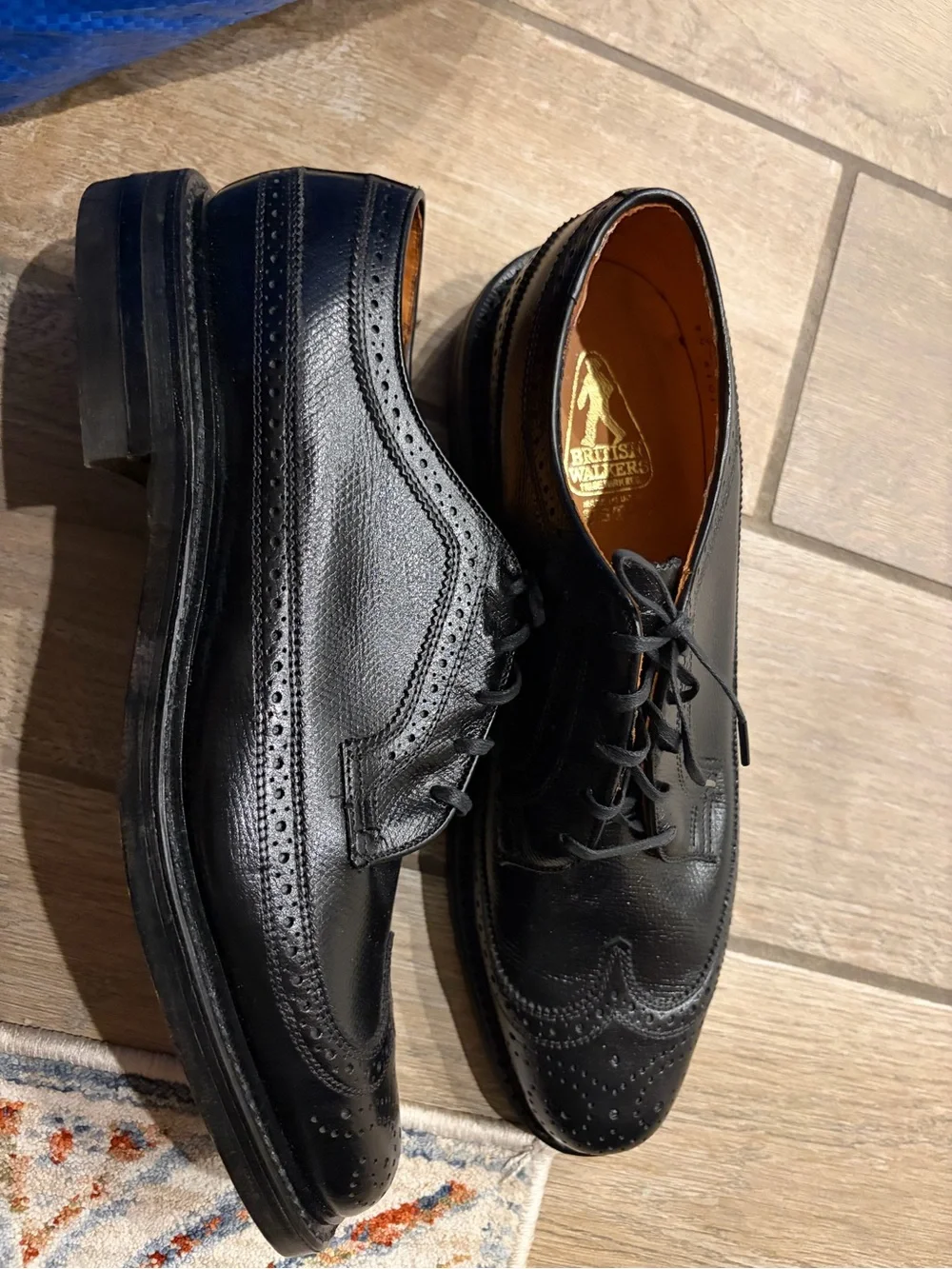British Walkers Custom men’s wing tip Leather shoes oxfords size 9.5 B New